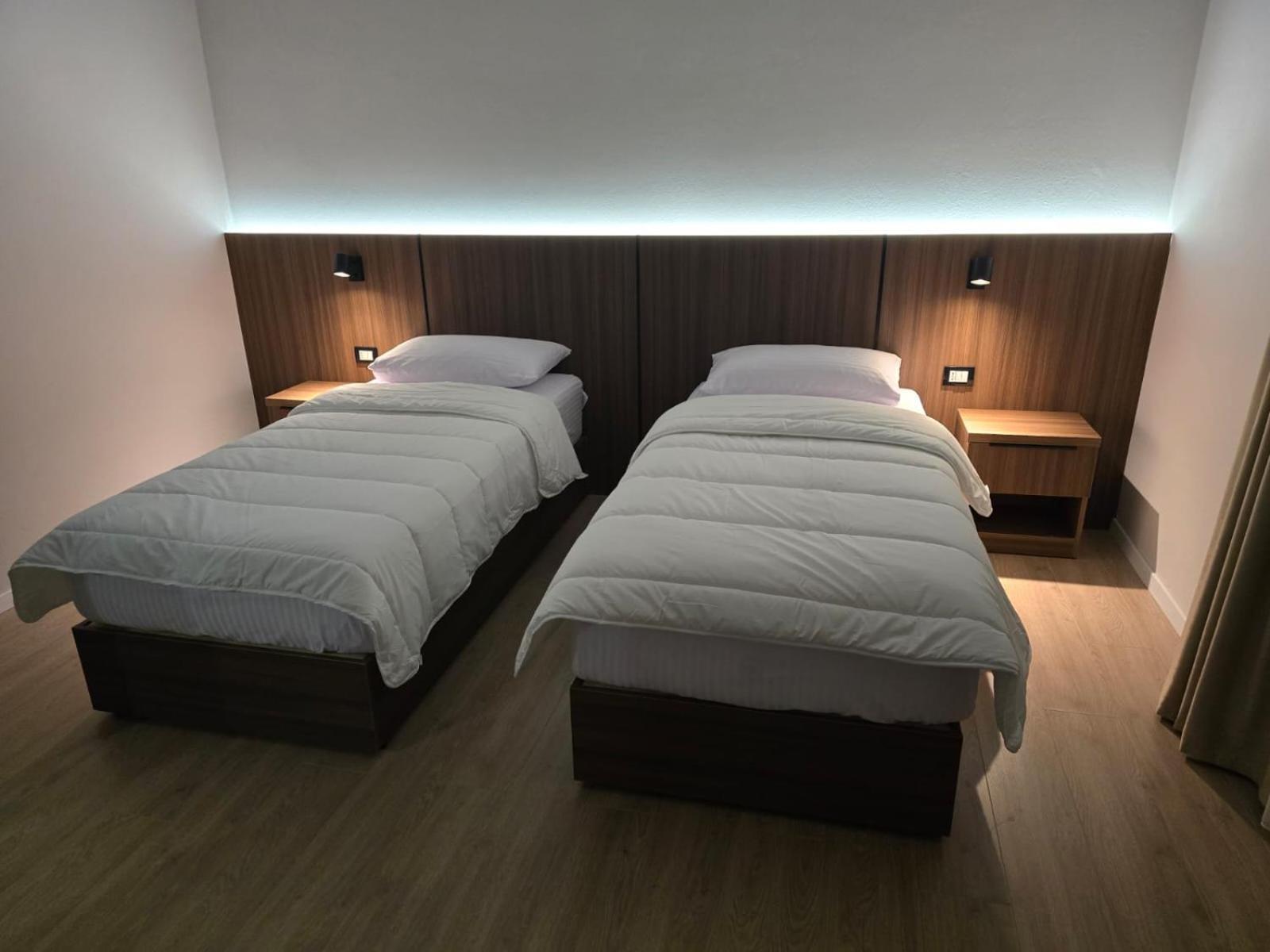 Hotel Aleks Shkodër Екстериор снимка
