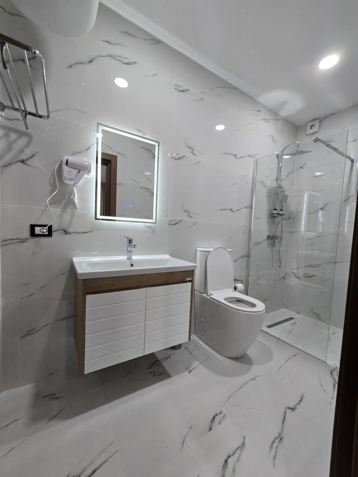 Hotel Aleks Shkodër Екстериор снимка